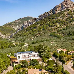 La Fontaine D'annibal Camping