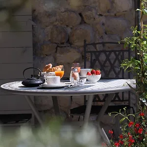 Ancienne Cure Bed & Breakfast