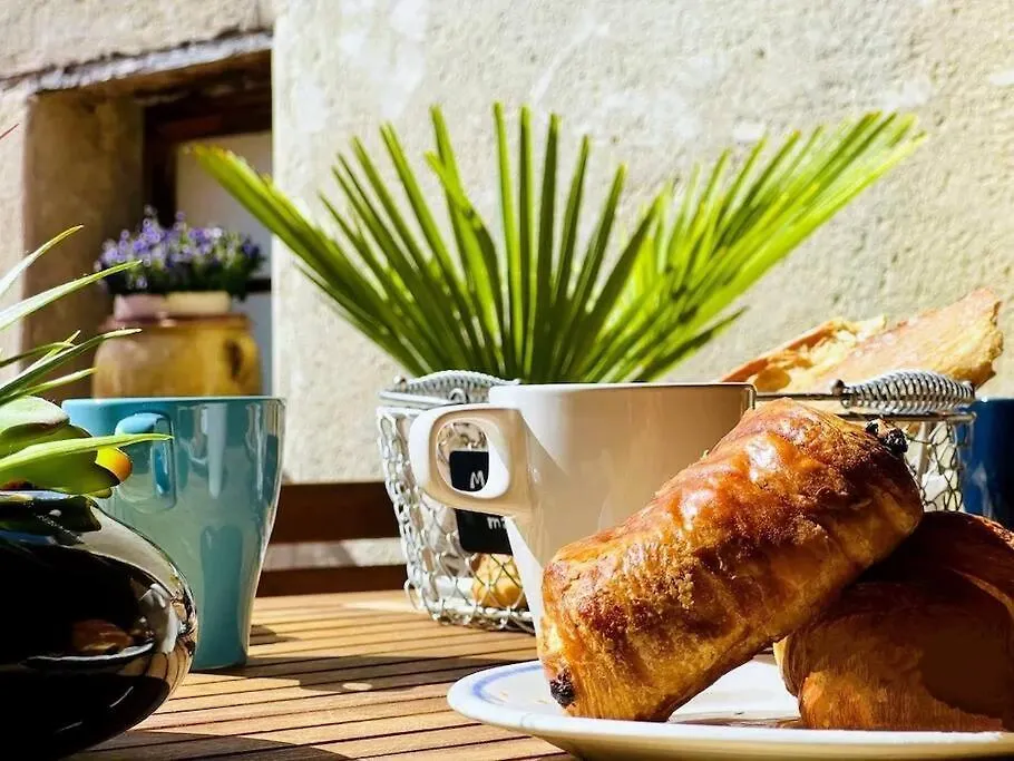 La Terrasse D'Olea, Au Coeur Du Village Buis-les-Baronnies